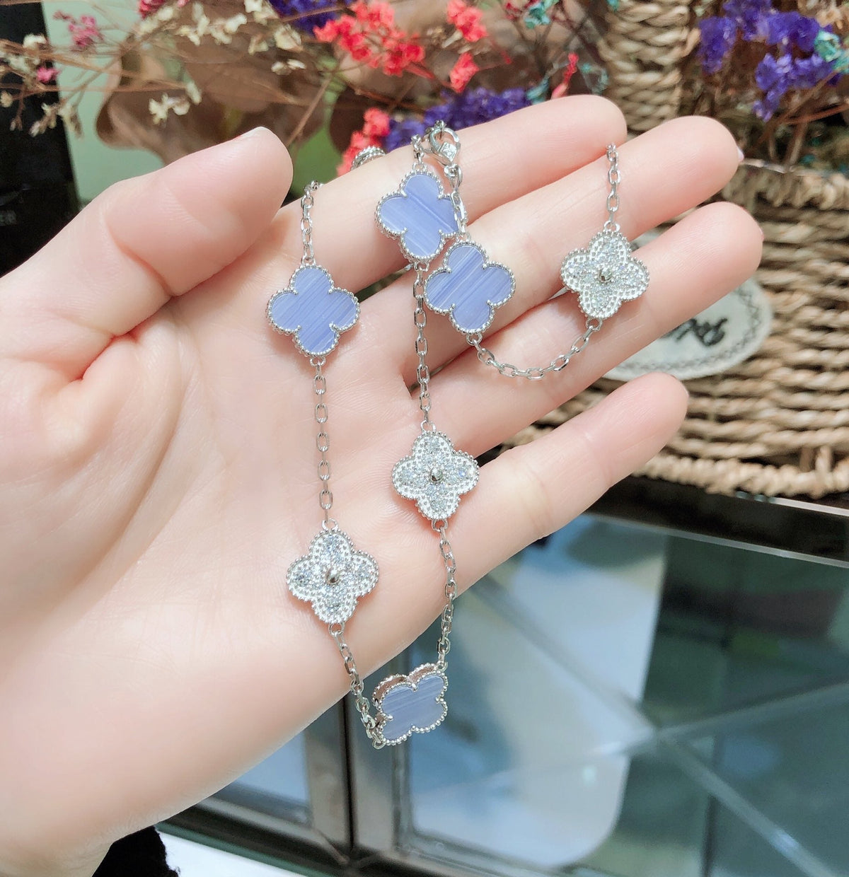 [Stellar Jewelry]CLOVER 10 MOTIFS CHALCEDONY DIAMONDS SILVER NECKLACE