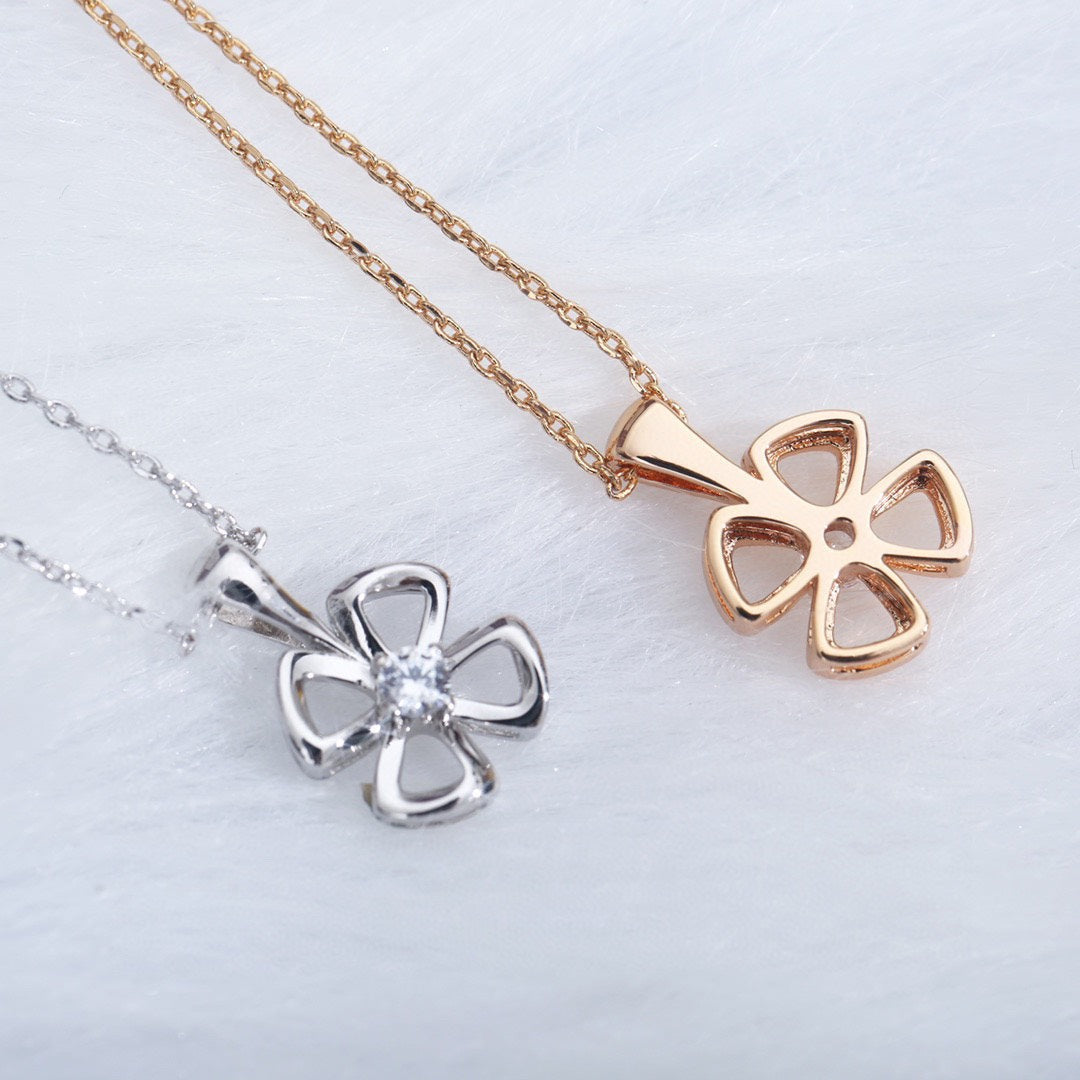 [Stellar Jewelry]FIOREVER NECKLACE DIAMOND CENTER
