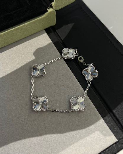 [Stellar Jewelry] CLOVER 5 MOTIF LASER BRACELET COLLECTION